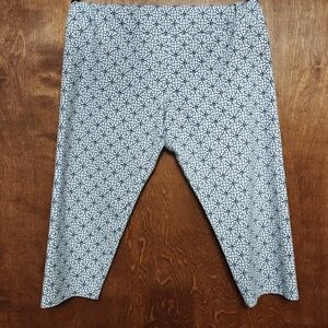 Women's Blue Patterned Capris